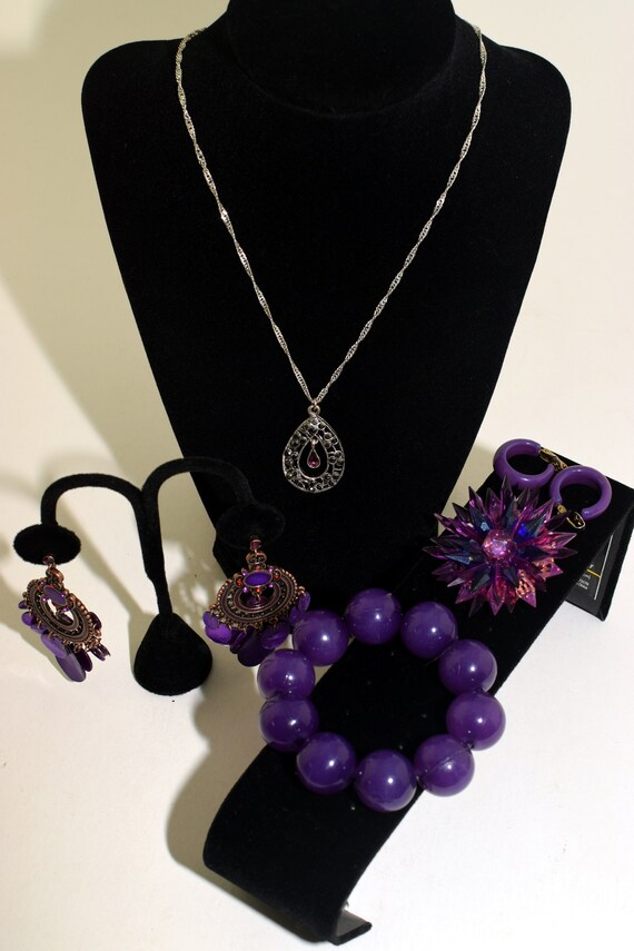 Vintage assorted purple set - image 6