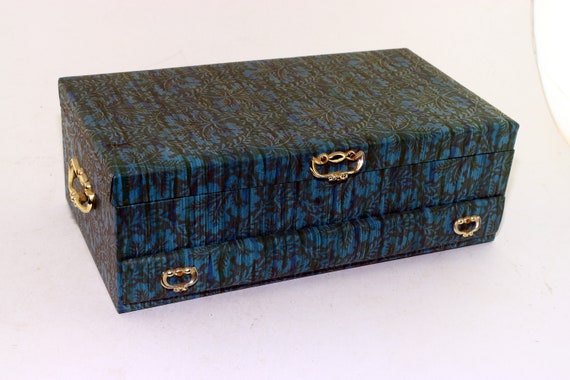 Vintage Lady Buxton jewelry box filled with assor… - image 6