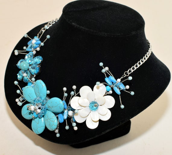 Vintage handmade statement necklaces - image 4