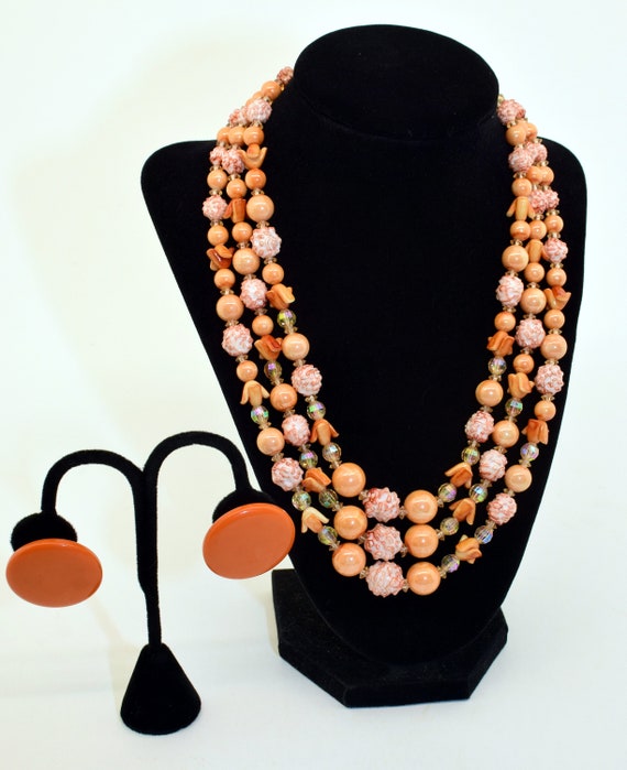Hong Kong signed necklace and unsigned earrings