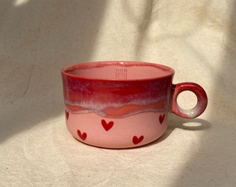 Taza de corazón rojo de cerámica con plato, taza de porcelana, taza de té de café hecha a mano, regalo único para los amantes del té de café, regalo lindo, regalo para niña