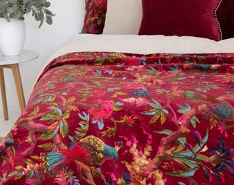 Mexican Painter Velvet Throw, Frida Floral Decorative QUILT, Mexican Painter Art Garden Country Mexico Muertes Throw | Cotton Velvet Throw
