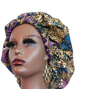 Bonnet de luxe à imprimé africain et doublé de satin. Protection capillaire sans frisottis et hydratante
