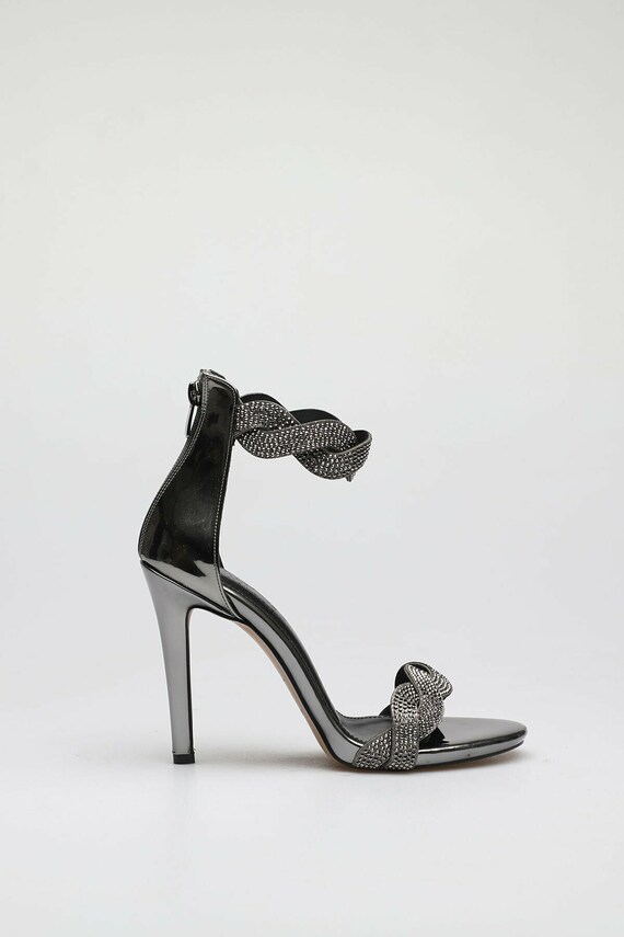 Gray High Heels Stone Detailed Shoes 