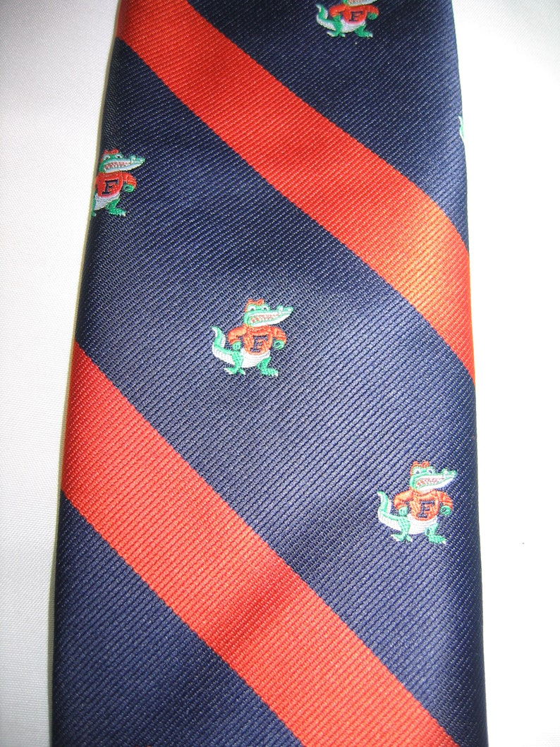 Vintage University of Florida GATORS NCAA College Football Neck Tie Orange/blue Stripe Classics