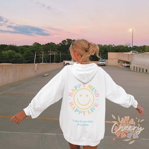 Happy Mind Happy Life Esthétique Hoodie | Smiley Face Hoodie | sweat à capuche tendance | Tumblr Hoodie | Sweat à capuche surdimensionné