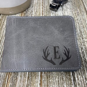 Cartera de cuero personalizada marrón, regalo del Día del Padre, cartera de cuero grabada, regalo de Navidad para esposo, novio, papá, graduación