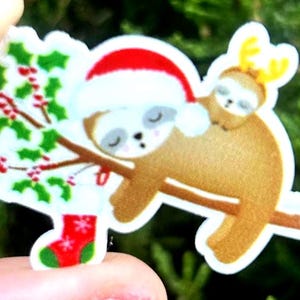 Sleepy Holiday Sloth & Her Baby Coverminder/Needleminder
