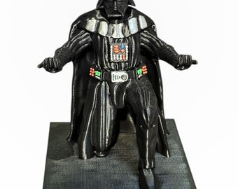 Darth Vader Pen Holder colored   - Exclusive - High-Quality Star Wars Office Accessory