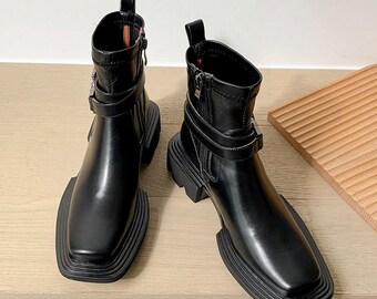 square toe boots black