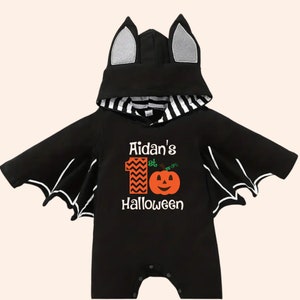 My First Halloween Hooded bat Outfit, Baby outfit, Baby Halloween Costume, Baby's first, fall clothing, Personalized for baby, personalized