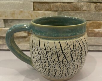 Cracks in the Earth mug - green