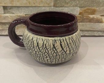 Cracks in the Earth mug - purple