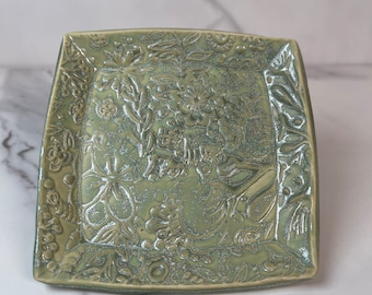 Garden Trinket Dish in green