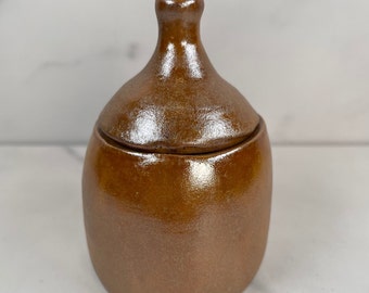 Lidded Jar in Gold