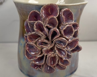 Dalia Vase