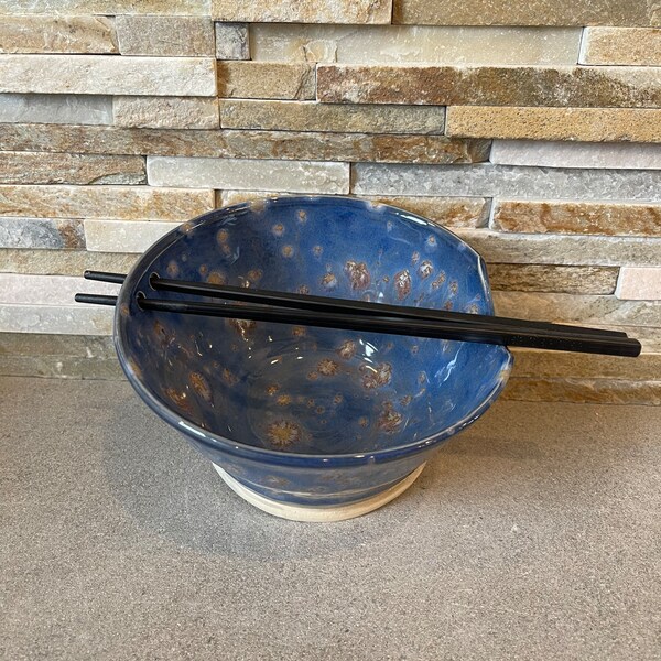 Noodle Bowl in Blue and Gold