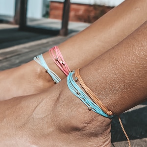 Santai Fußkettchen, Surf gewachstes Makramee Fußkettchen, Fußkettchen Armband, String Fußkettchen, Mikro Makramee, Perlen Armband, Festival Schmuck, Geschenk für Ihn