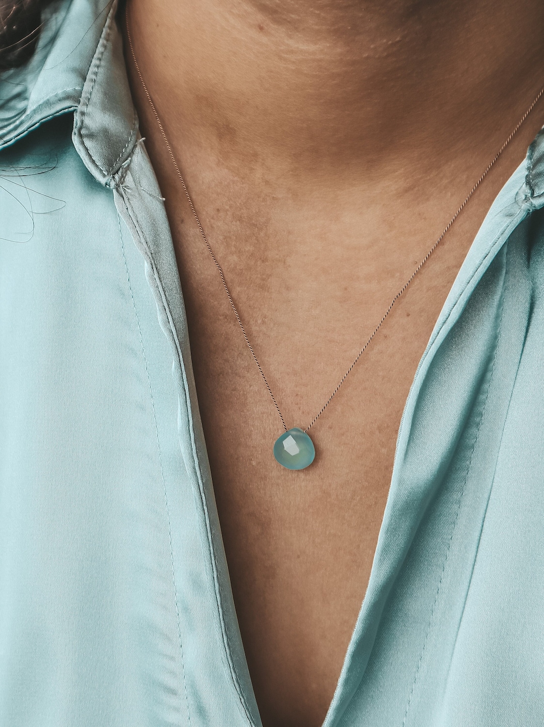 [Julie Vos] Colette Delicate Necklace- Chalcedony Blue