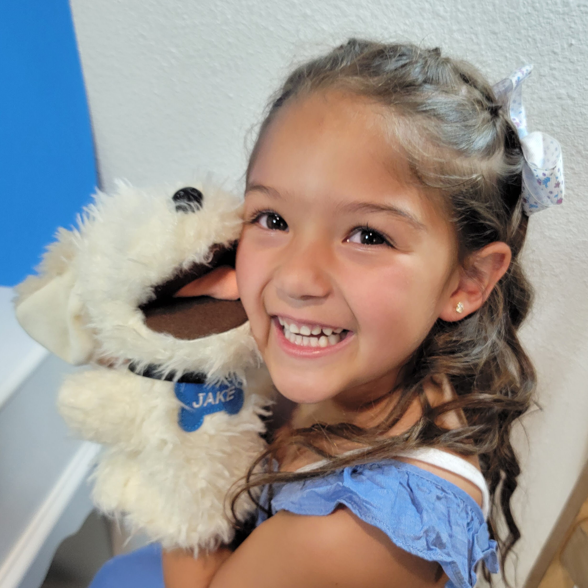 Dog Hand Puppet White Cute Dog Puppet Soft Furry Dog Puppet for Book