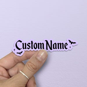 Pegatinas con nombre de murciélago personalizadas, etiquetas adhesivas con nombre gótico, pegatinas góticas pastel, pegatinas personalizadas, pegatinas con nombre emo,
