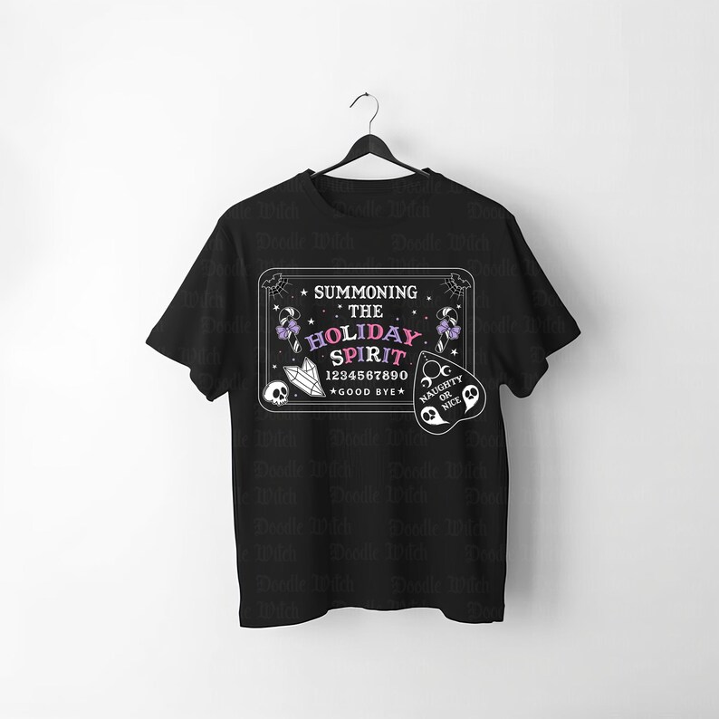 Summoning the Holiday Spirit Shirt, Witchmas Ouija Tee afbeelding 2