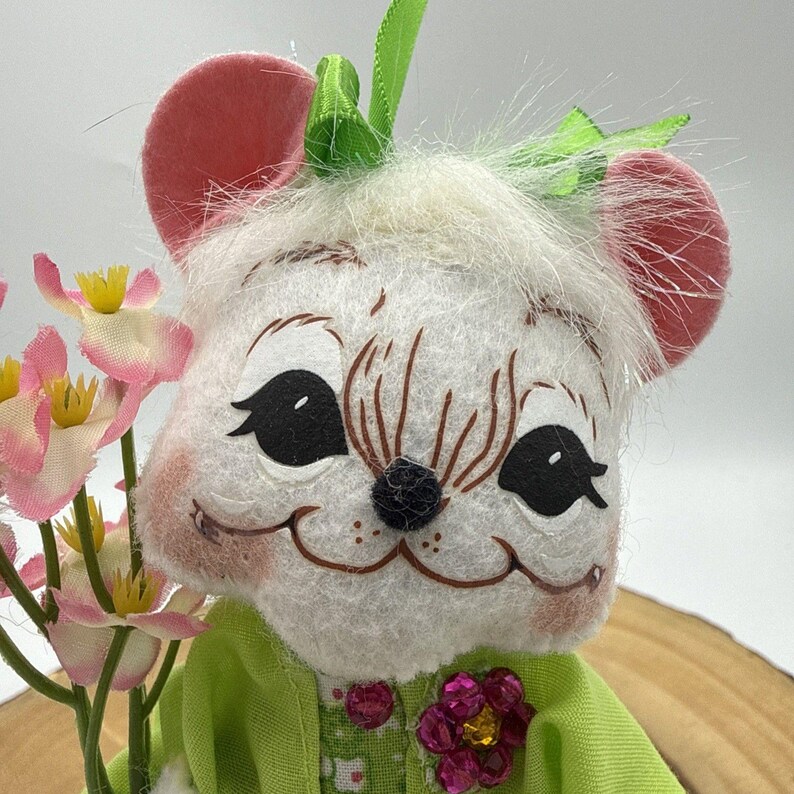 Vintage Annalee Spring Girl Mouse White Doll Green Dress Flowers & Bows 7 image 3