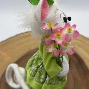 Vintage Annalee Spring Girl Mouse White Doll Green Dress Flowers & Bows 7 image 12