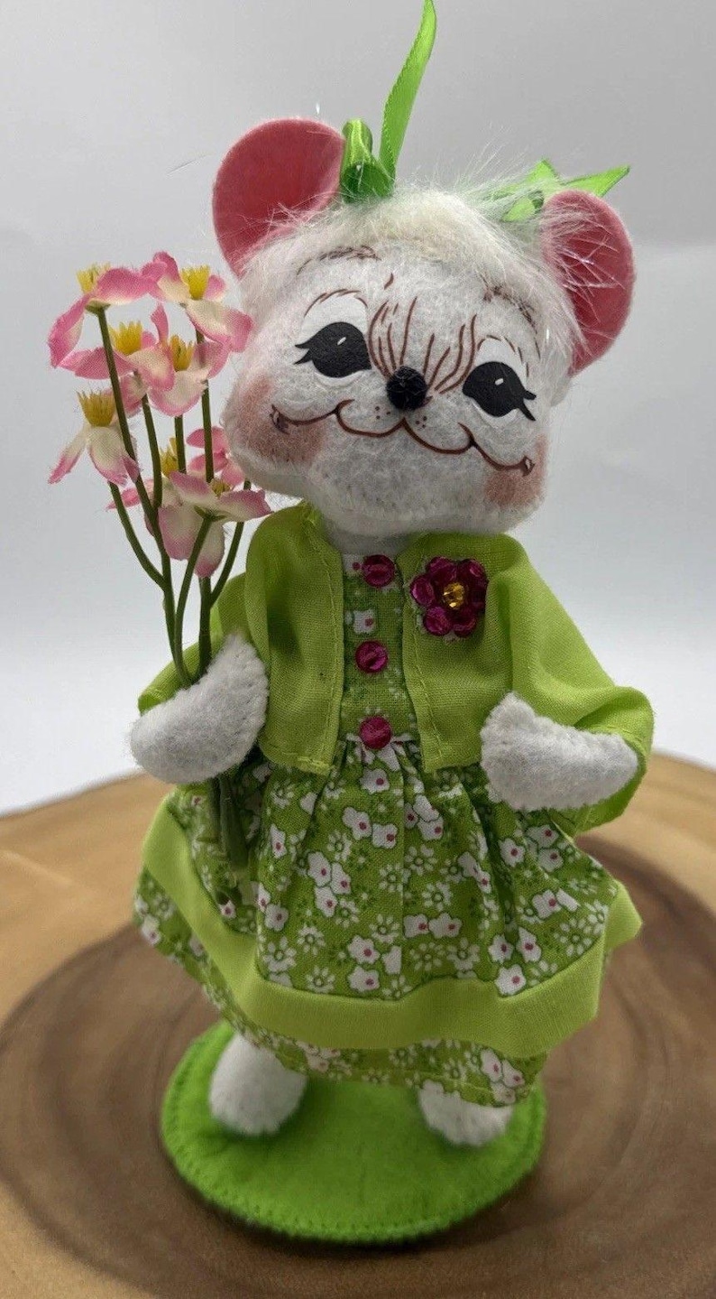 Vintage Annalee Spring Girl Mouse White Doll Green Dress Flowers & Bows 7 image 1