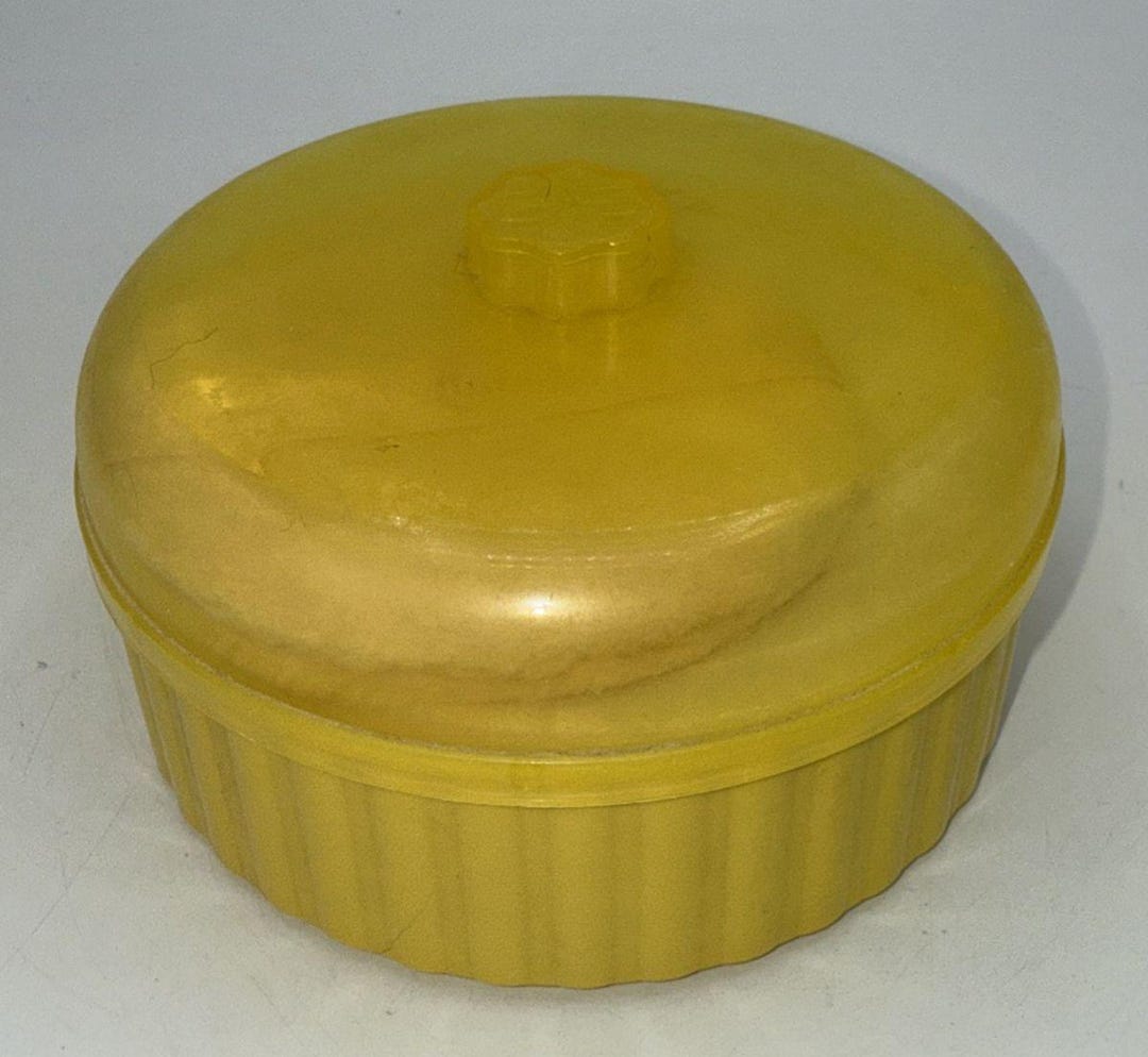 Vintage Delagar Spring Fresh Dusting Powder YELLOW, Sealed 5 Oz NEW Old ...