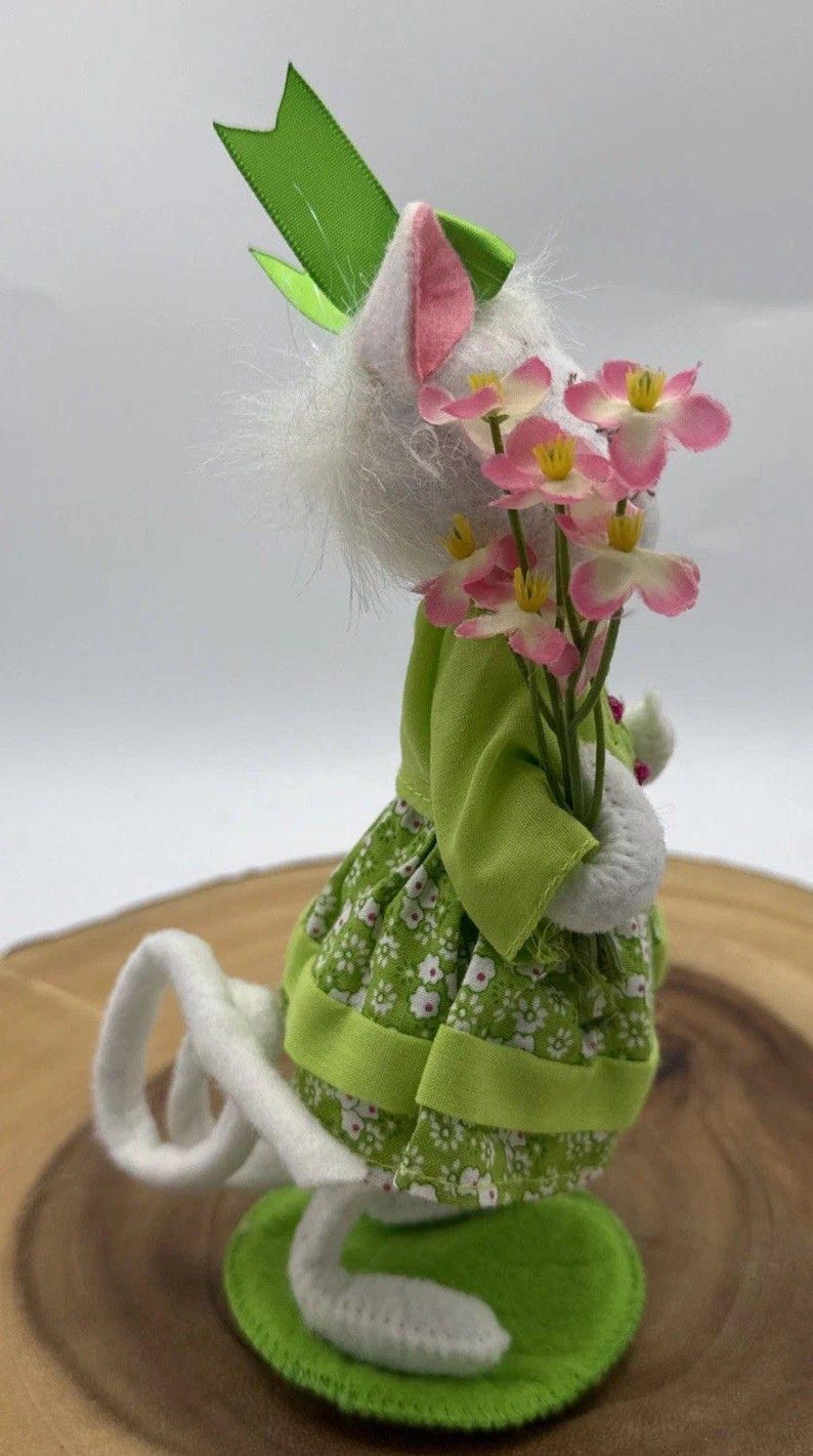 Vintage Annalee Spring Girl Mouse White Doll Green Dress Flowers & Bows 7 image 11