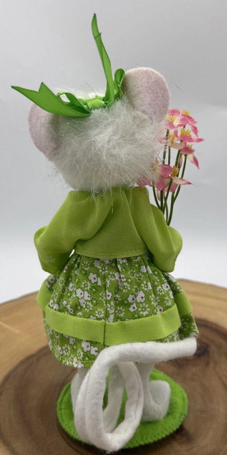 Vintage Annalee Spring Girl Mouse White Doll Green Dress Flowers & Bows 7 image 9