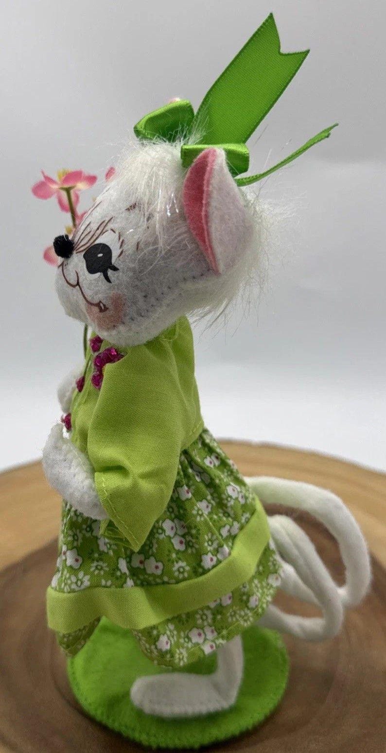 Vintage Annalee Spring Girl Mouse White Doll Green Dress Flowers & Bows 7 image 8