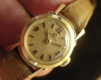 4317 Original vintage Omega wrist watch for ladies, Art Decó gold F case, cocktail watch, circa 1951, cal. Omega 244