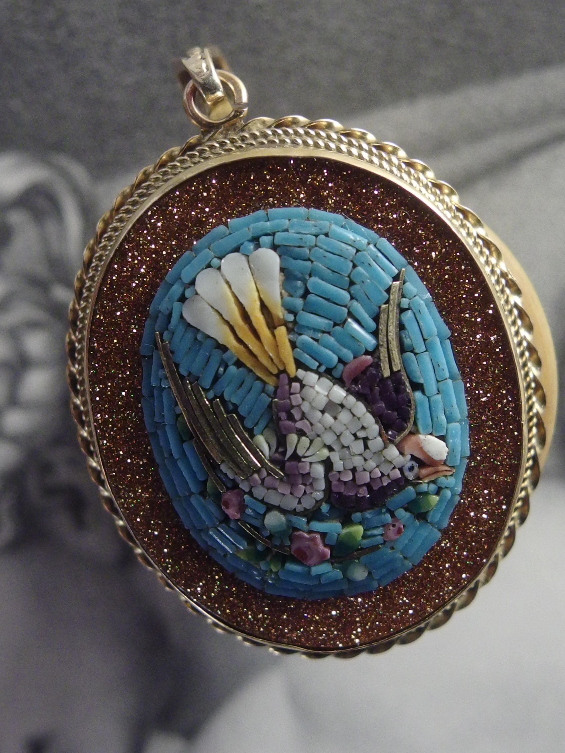 4277 18Kゴールド製イタリア製マイクロモザイクペンダントまたは