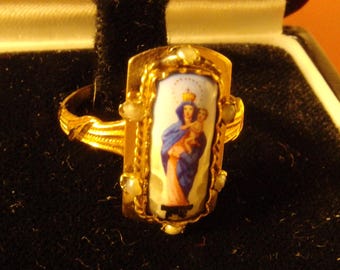 4171 vintage 18K gold enamel & tiny pearls  RELIGIOUS madona  RING, 1910... RARE!