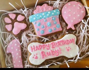 Dog Birthday Gift Box Treats, Cakes personalised.