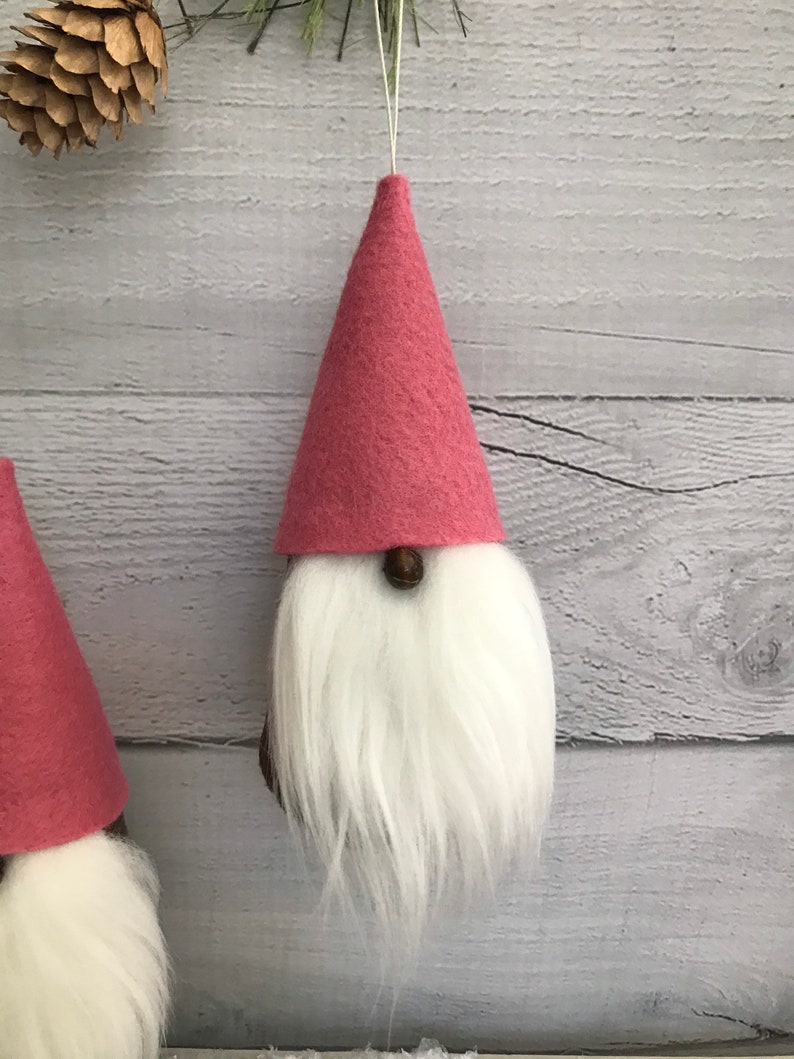 GNOME CHRISTMAS ORNAMENTS MINI PINK GOLD PLUSH TREE ORNAMENTS SET OF 4 Details about   NEW 