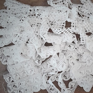 12 pieces Vintage doilies, Antique doilies, Handmade White Crochet Lace Trim for Sewing, Hand Crocheted Cotton Lace for Tablecloth, Curtain