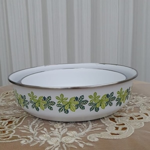 A Set of 2 Enamel Bowl, White and green flowered trimmed enamelware bowl, Farmhouse Kitchen White Enamelware Fruit Bowl,