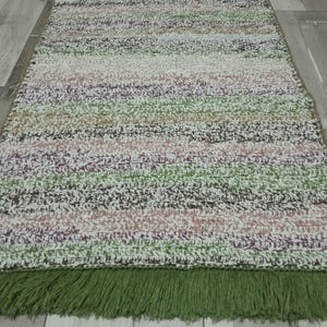 手作りのヴィンテージかぎ針編みラグ：ヴィンテージファームハウスインテリア