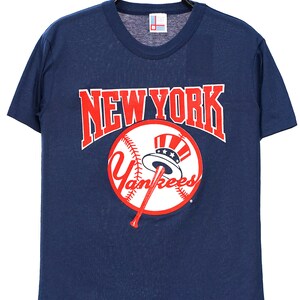 Vintage New York Yankees White/ Red/ Navy T Shirt (Size XL,Fits