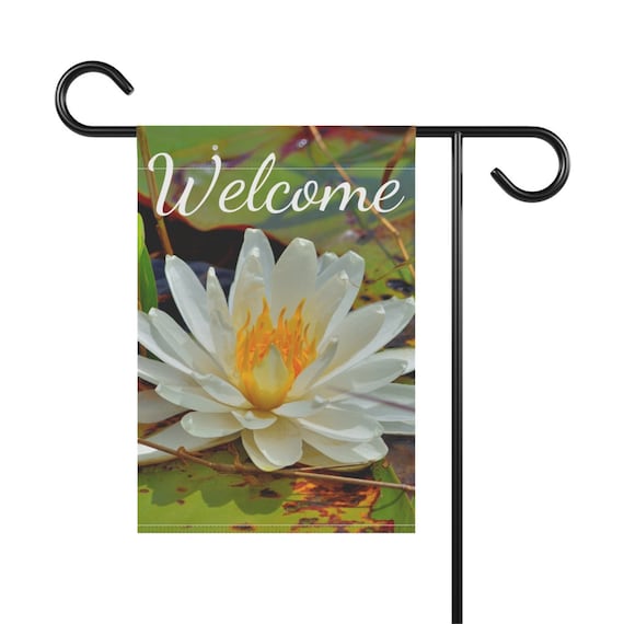 Elegant Lotus Flower Welcome Garden Flag - Decorative Yard Banner for Home Entrance