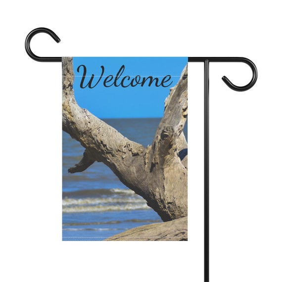Nautical Driftwood Tree Garden Flag: Coastal Yard Decor for Warm Welcome & Outdoor Home Accent