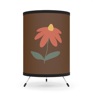 Boho Floral Tripod Lamp | Warm Rusty Aesthetic, Vintage Home Decor, Living Room Light, Table Lamp for Nature Lovers, Modern Illumination