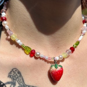 Strawberry Beaded Necklace | Kawaii Beaded Choker - Coquette Handmade Beaded Necklaces - Fairycore Jewelry