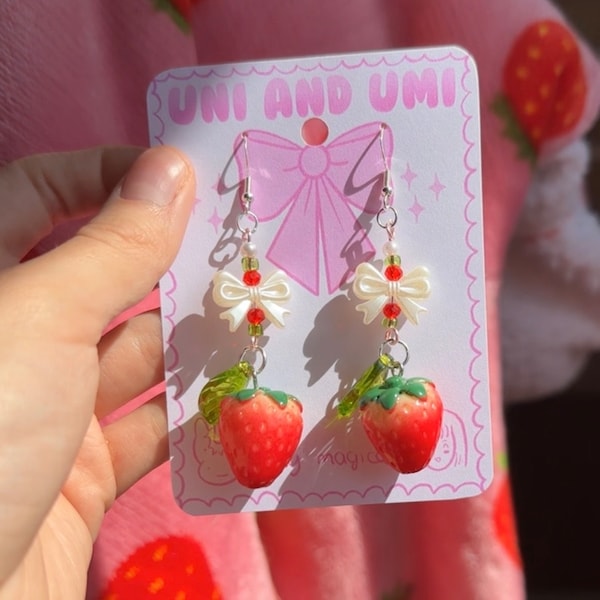 Coquette Strawberry Bow Earrings l Handmade Dangle Earrings - Pastel Lolita Earrings - Cottagecore Jewelry - Kawaii Earrings