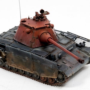1/35 Pz.IV J mit Panzer F Turret 完成品 German Panzer IV J With Panther F Turret 1/35 Model, Finished