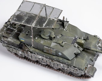 1:35 Scale model of the Ukrainian Army Challenger 2 tank, handmade, wonderfully painted and aged, finished product!