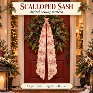 Puede incluir: Un patrón de costura digital para una banda festoneada con un estampado toile de jouy en rojo y crema con escenas de bosques invernales. El texto dice Scalloped Sash digital sewing pattern y A4 pattern English + Italian sobre una puerta roja.